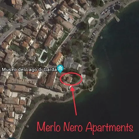 Welcome Traveller Merlo Nero غارْدا