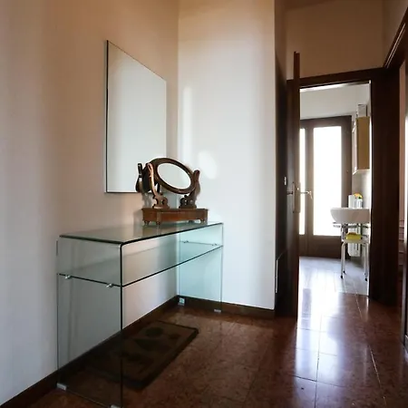 Welcome Traveller Merlo Nero Garda (Verona)