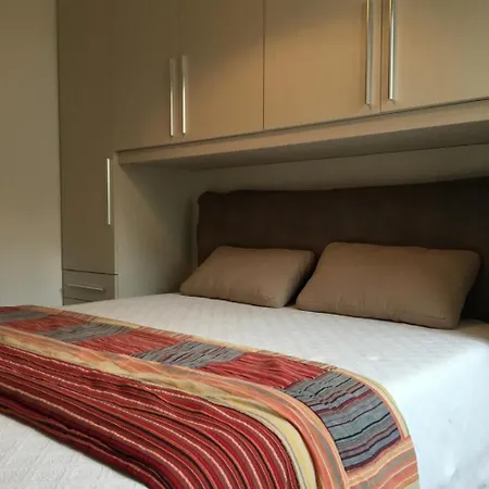 Daire Welcome Traveller Merlo Nero Garda (Verona)
